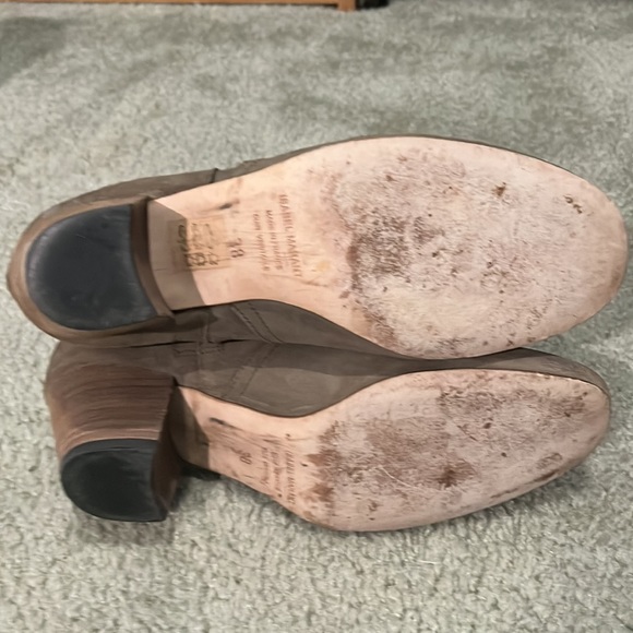 Beige ankle bootie. Slightly worn. - Picture 6 of 7